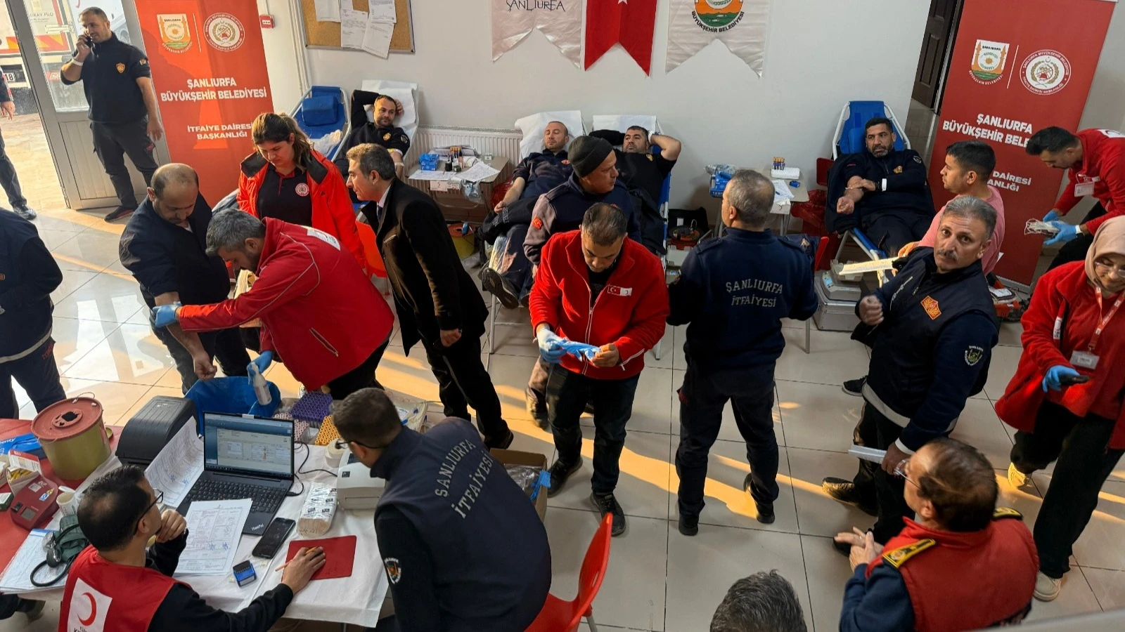 Şanlıurfa İtfaiyesinden anlamlı kan bağışı